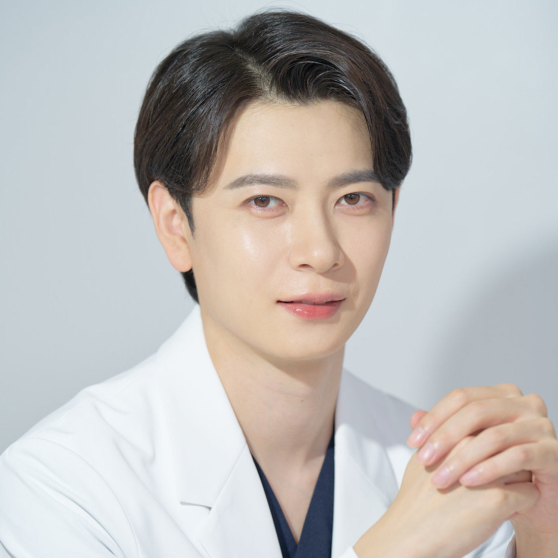 ミスター慶応医学部 Dr.牧野のビューティ塾 Vol.8 夏は紫外線対策もマスト!「目元のケア」