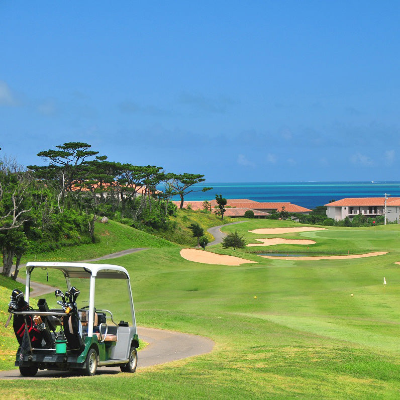 リゾナーレ小浜島 日本最南西端のゴルフ場を貸し切り