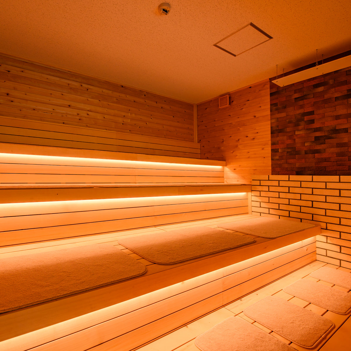 山中温泉 白鷺湯たわらやに最新フィンランド式サウナがオープン