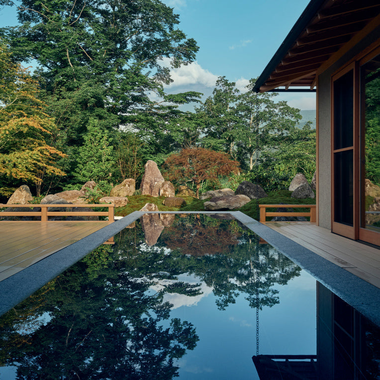 聖なる山を仰ぐ、日本美の新たな殿堂「GORA KADAN FUJI」誕生