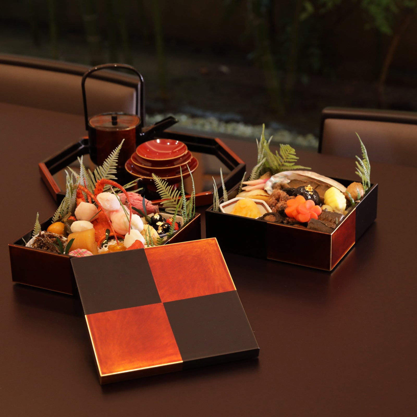 伝統の白檀塗 宮内庁御用達・山田平安堂のお正月道具