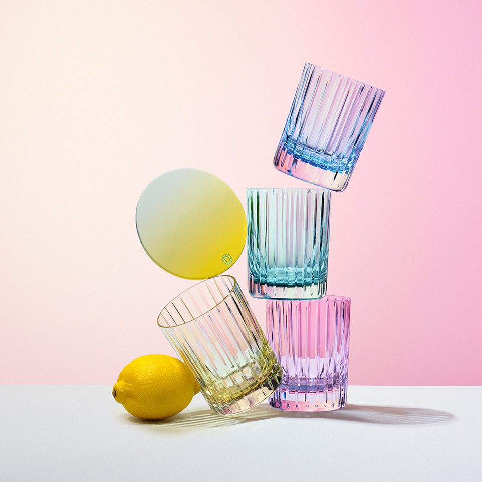 新鮮！ 夏の陽射しに映えるバカラのパステルカラーグラス｜SENLY
