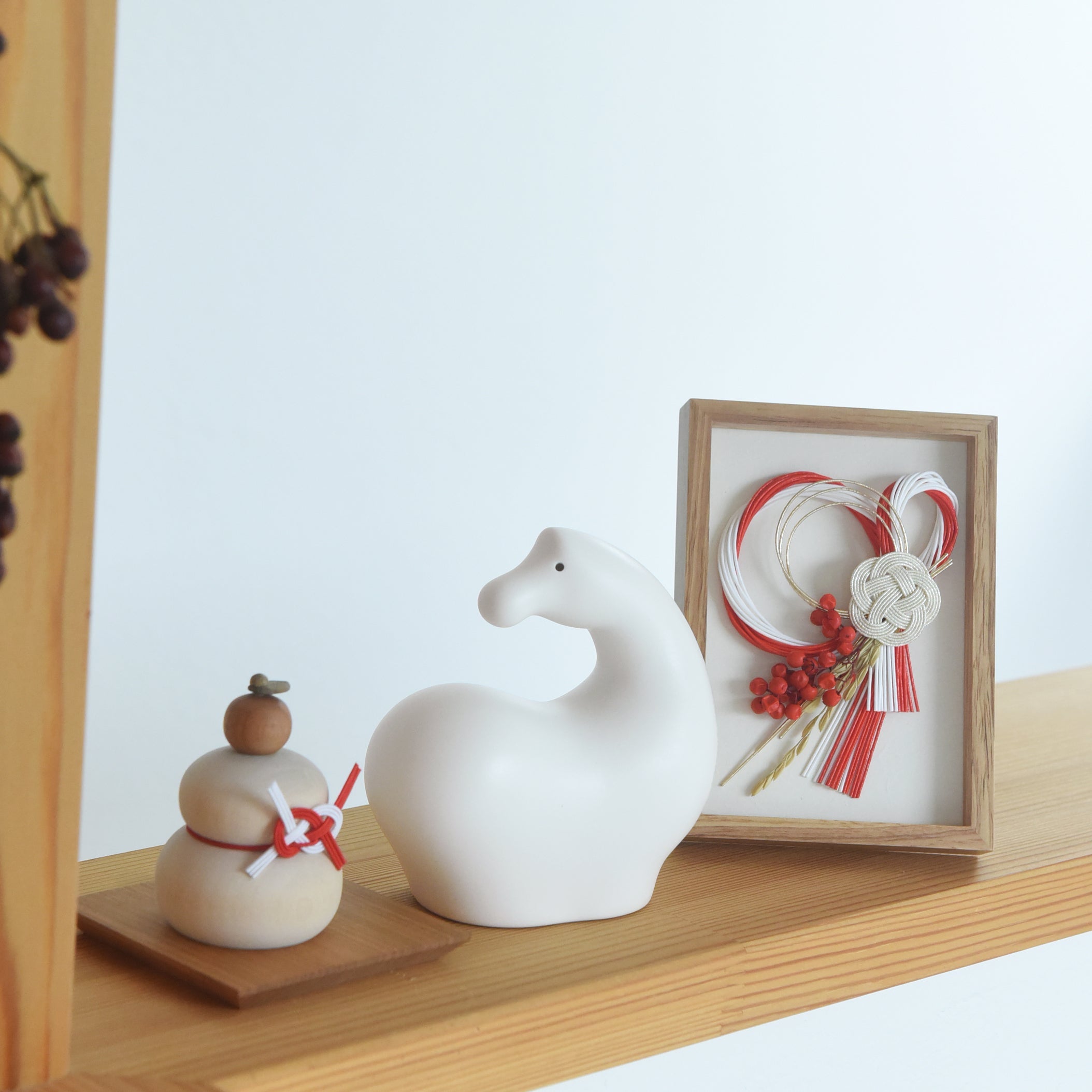 お正月にふさわしい宮内庁御用達漆器 「山田平安堂」の「龍シリーズ