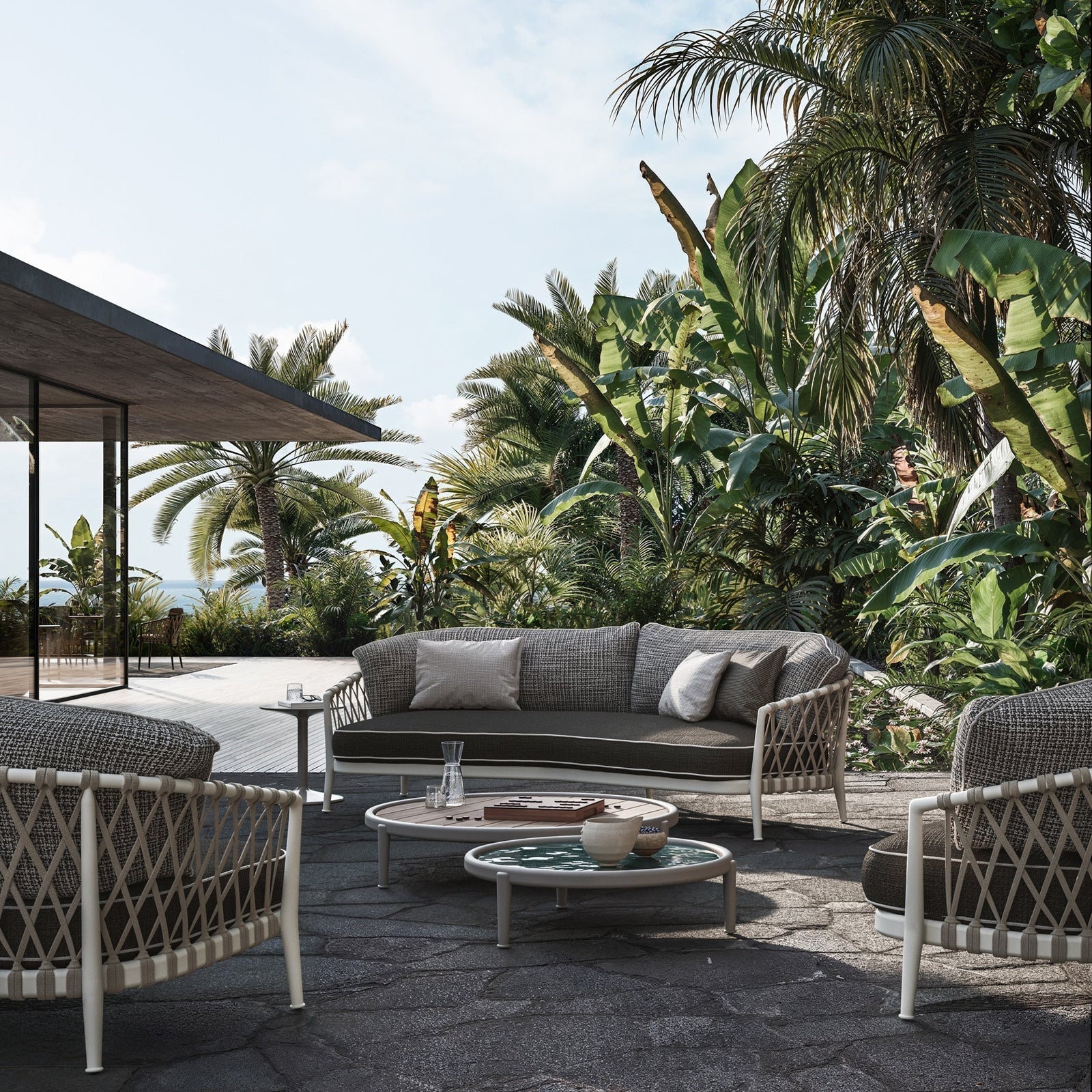 B＆B Italia Outdoor Collection 2025 進化したアウトドアコレクション「Erica（エリカ）」を体感できる空間へ