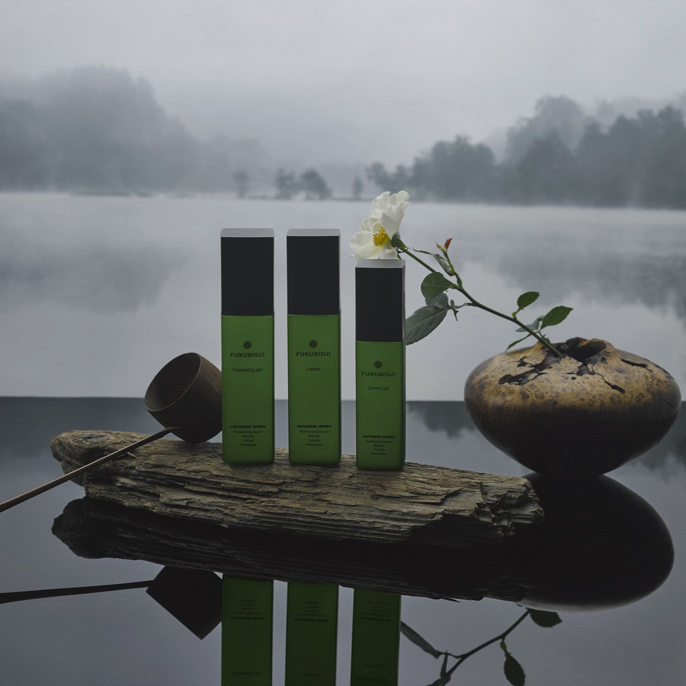 大人気の「リプラスティ R.C. クリーム」の 現品をコフレにした特別な