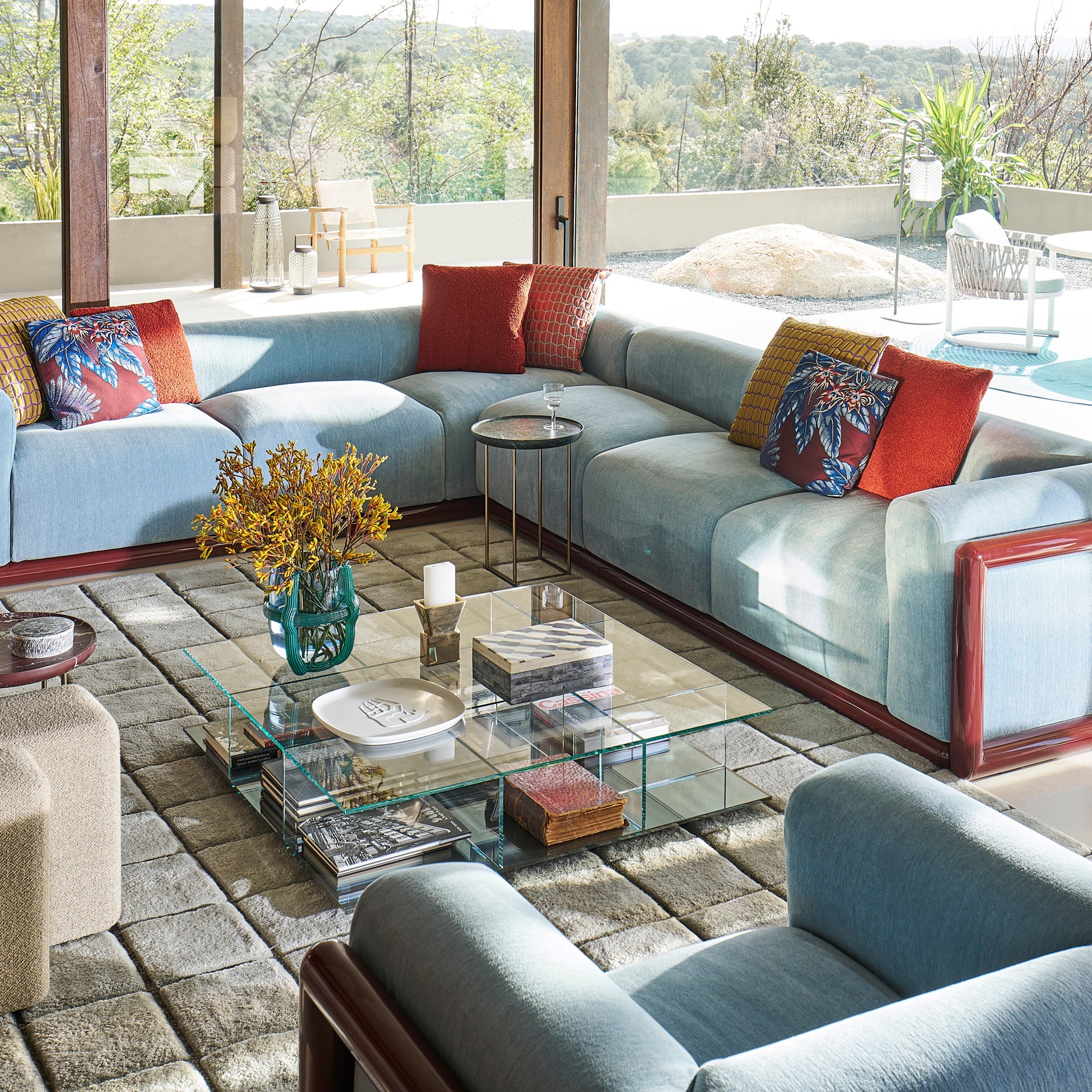 フラワーベース　カッシーナ 2CA0063007000010.jpg