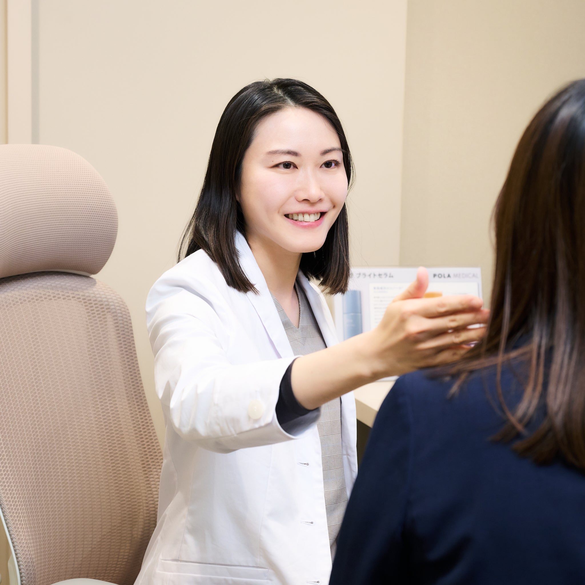 たるみは予防が肝心！ デバイス×肌育でハリ肌を。「JUN CLINIC 白金院