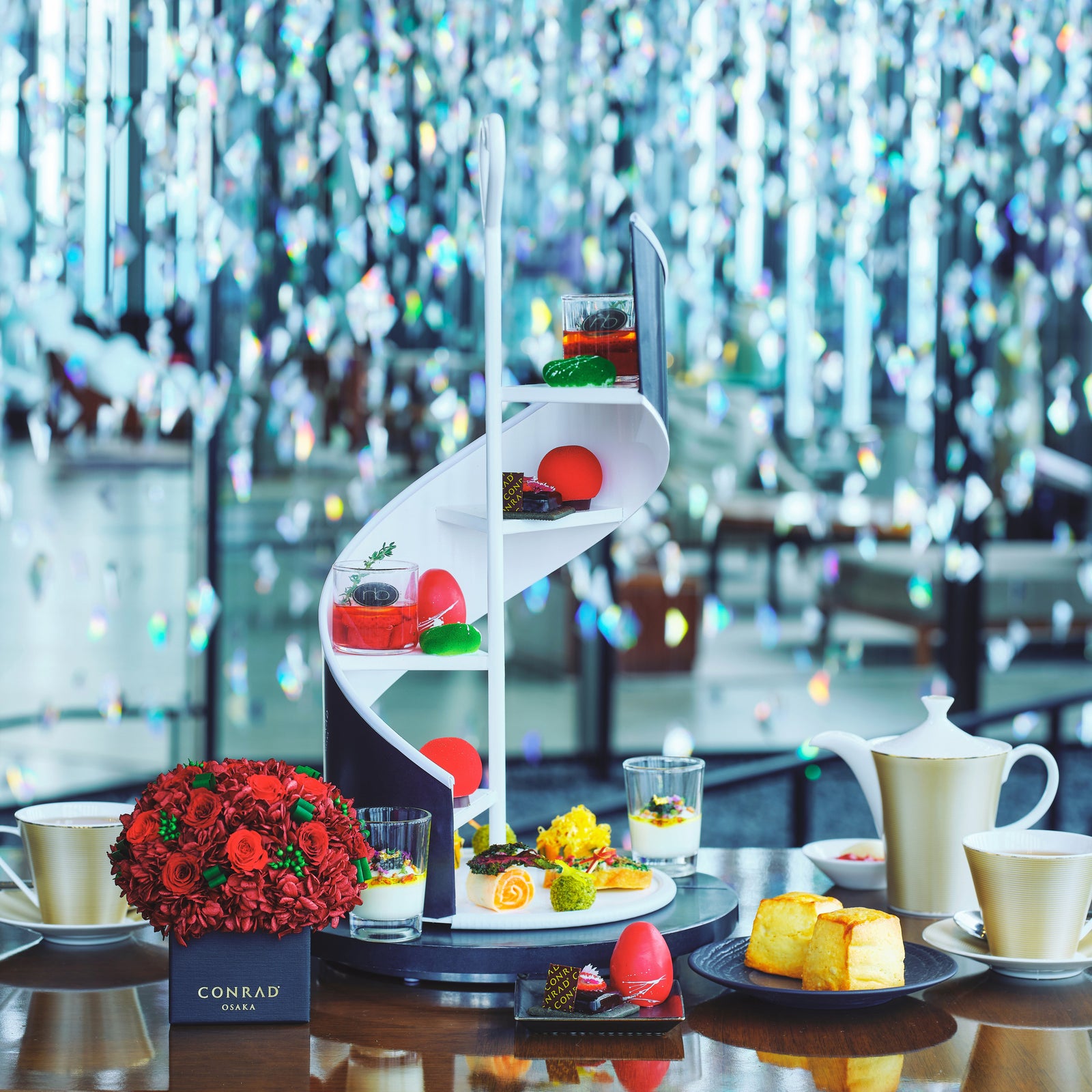 コンラッド大阪×ニコライ バーグマンの優美なコラボ