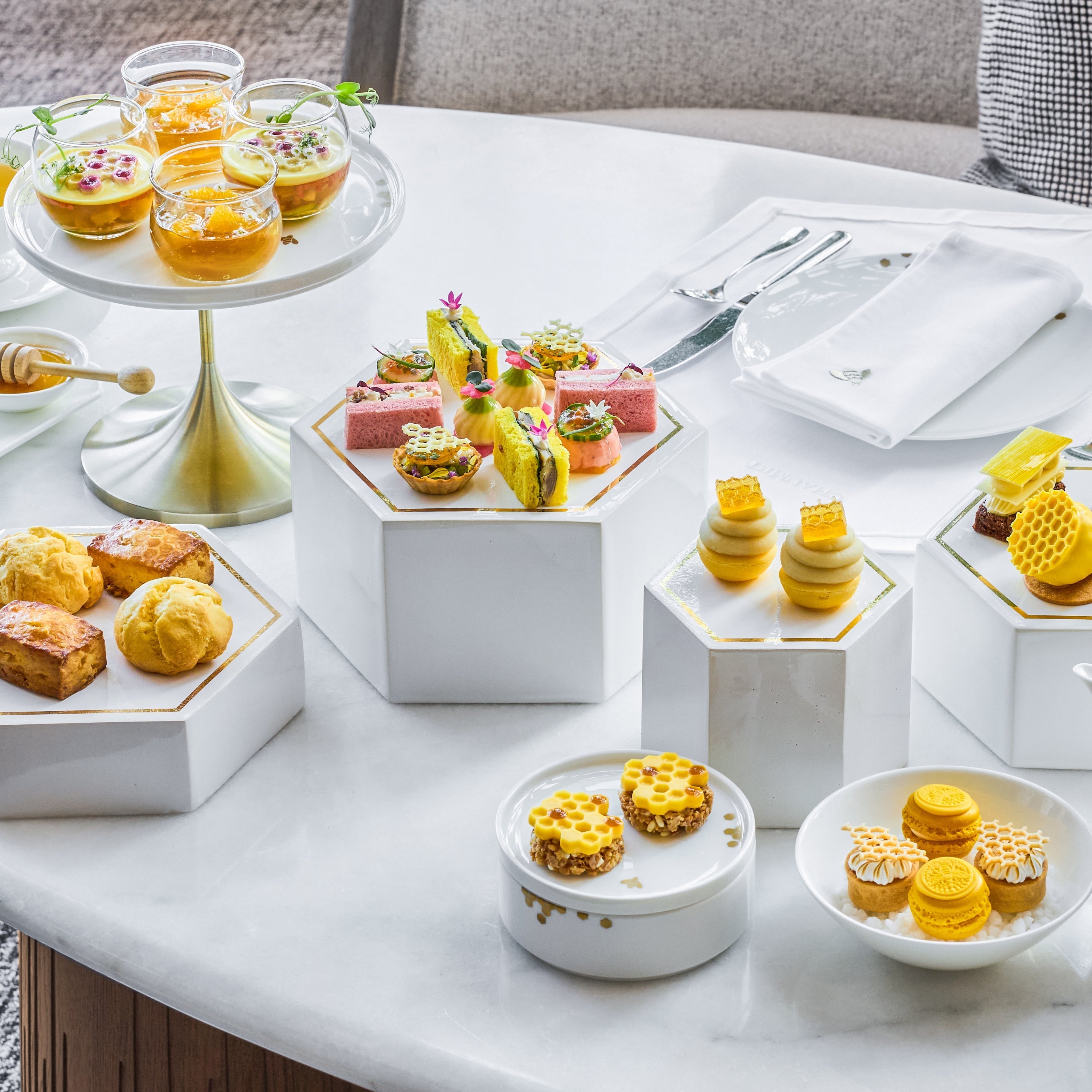 大人の遊び心がいっぱい！ キュートなTWG Teaのテディベア型グミ｜SENLY
