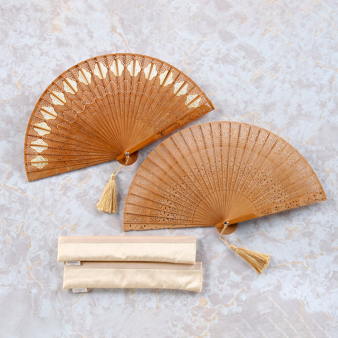 所作までも美しく魅せる「保赤軒」の扇子