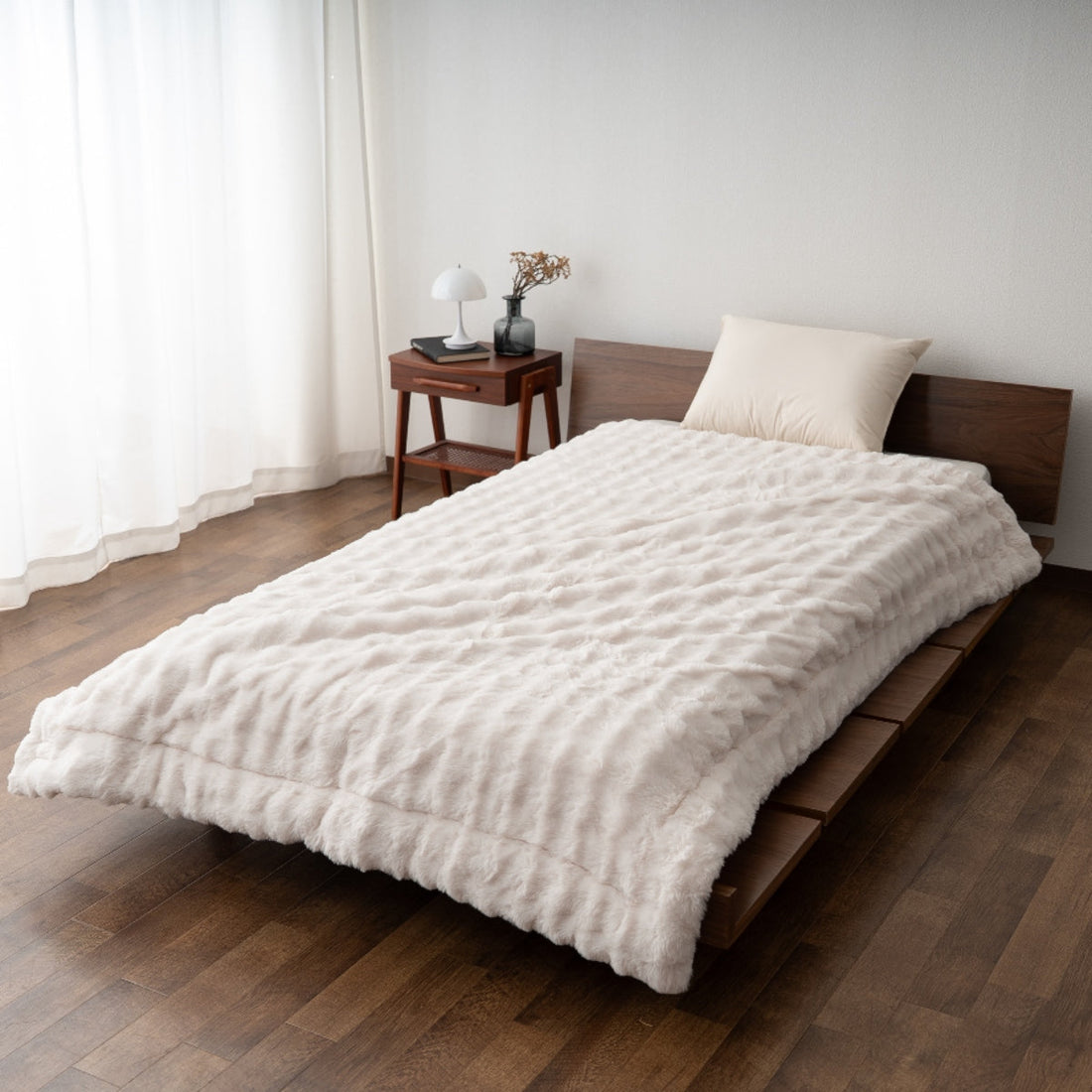 布団から出られなくなるかも?!  「EMOOR HEAT+（エムールヒートプラス）」2枚合わせ毛布