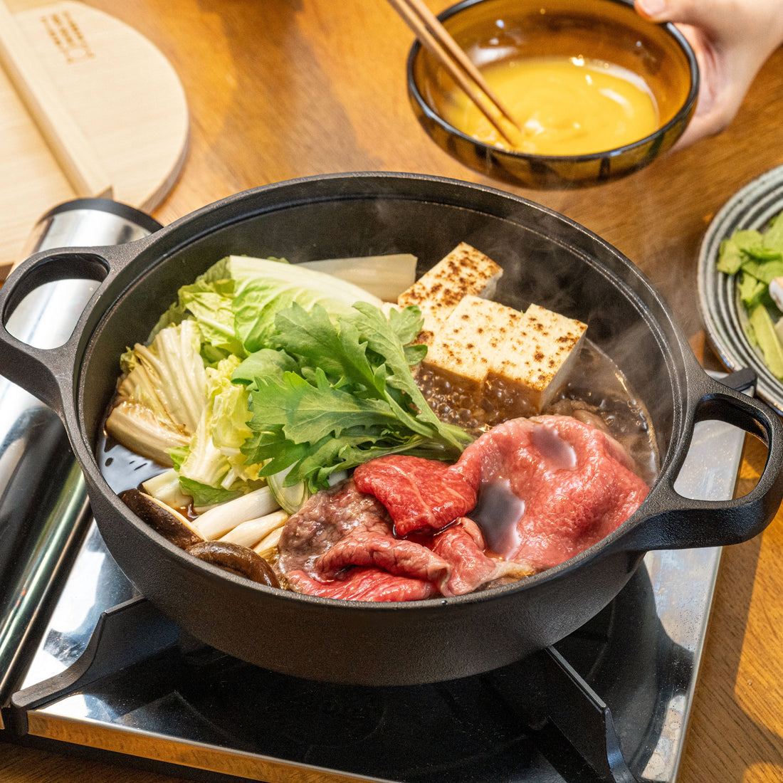 「茅乃舎ノ道具」から料理がおいしく仕上がる“鉄鍋”が仲間入り