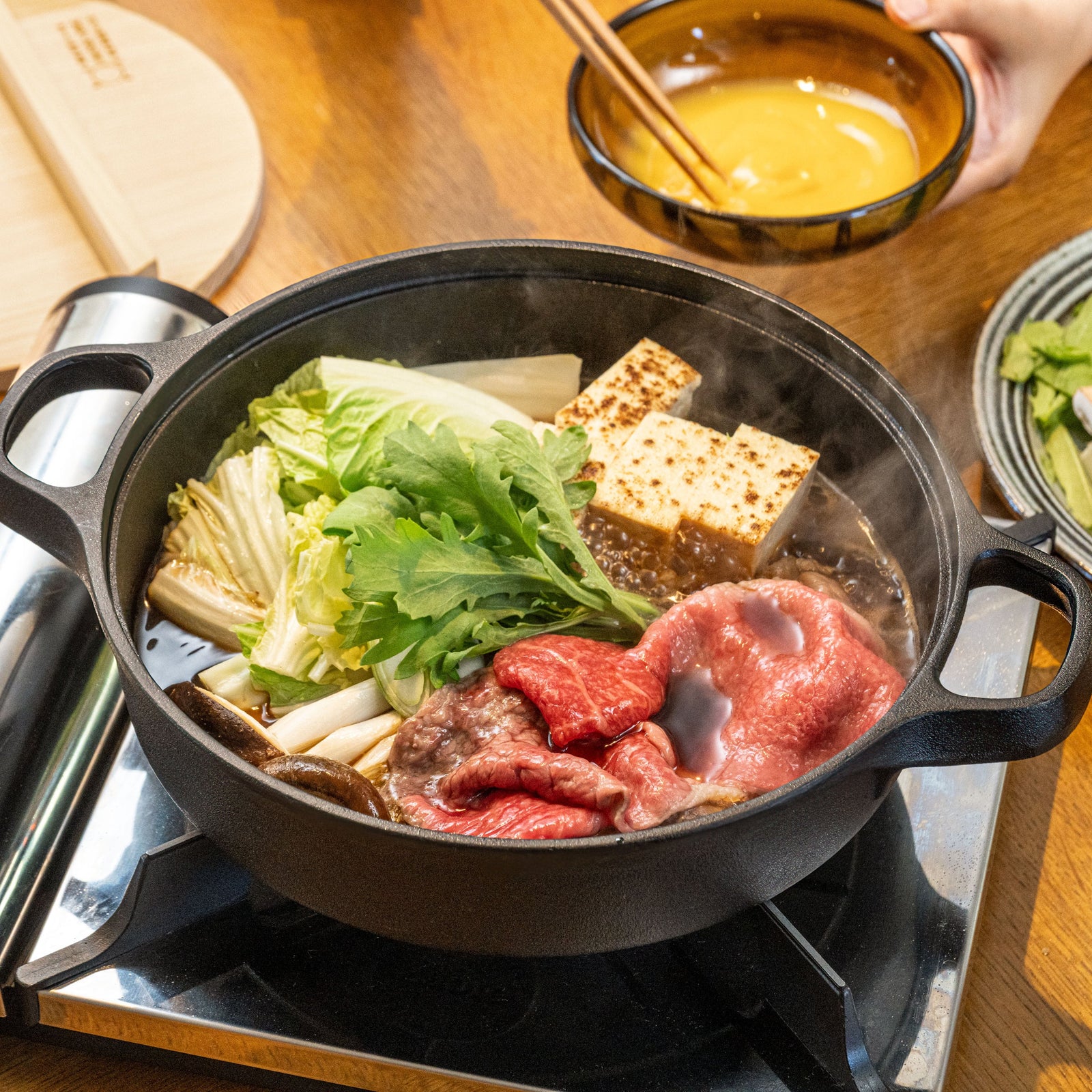 「茅乃舎ノ道具」から料理がおいしく仕上がる“鉄鍋”が仲間入り